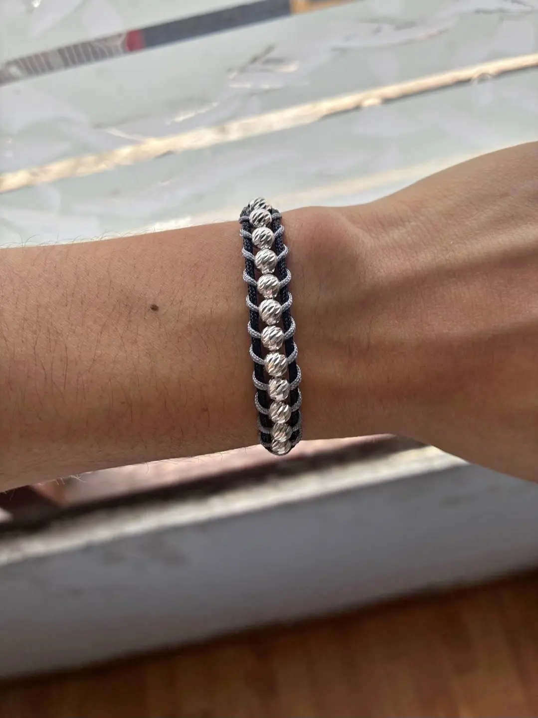 Pulsera de plata 925 con esferas bicolores y tejido resistente - Eleva tu estilo diario con sofisticación