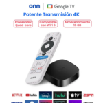 Dispositivo Onn 4K Plus y control remoto blanco con botones de acceso directo, procesador quad-core y Google TV sobre fondo blanco.