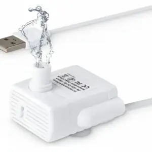 Bomba de agua sumergible blanca con cable USB y salpicadura decorativa, modelo compacto para fuente de mascotas.